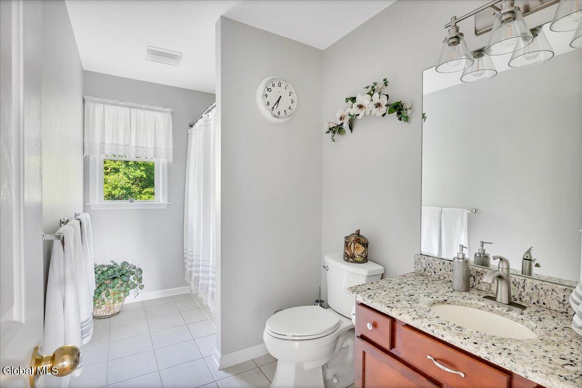 108 Hasgate Drive Delmar NY 12054
