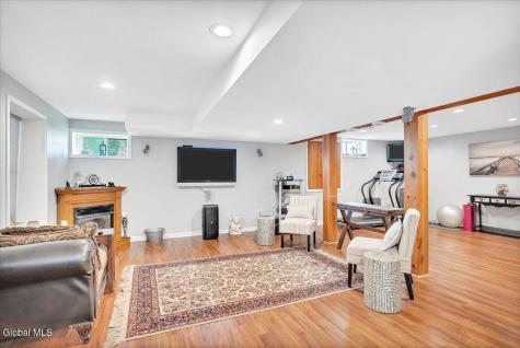 108 Hasgate Drive Delmar NY 12054