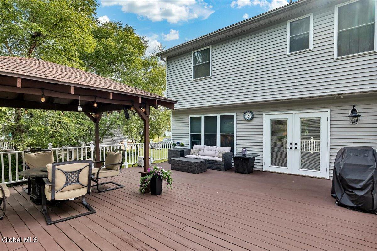 108 Hasgate Drive Delmar NY 12054