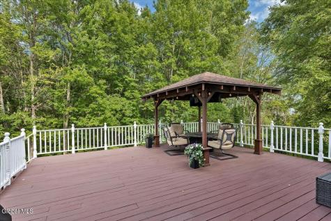 108 Hasgate Drive Delmar NY 12054