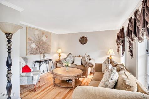108 Hasgate Drive Delmar NY 12054