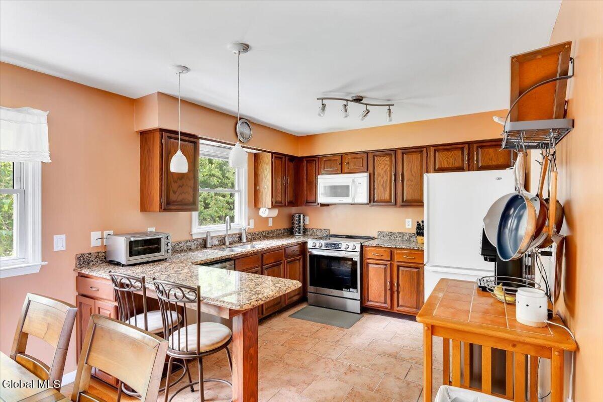 2942 W Old State Road Guilderland NY 12303