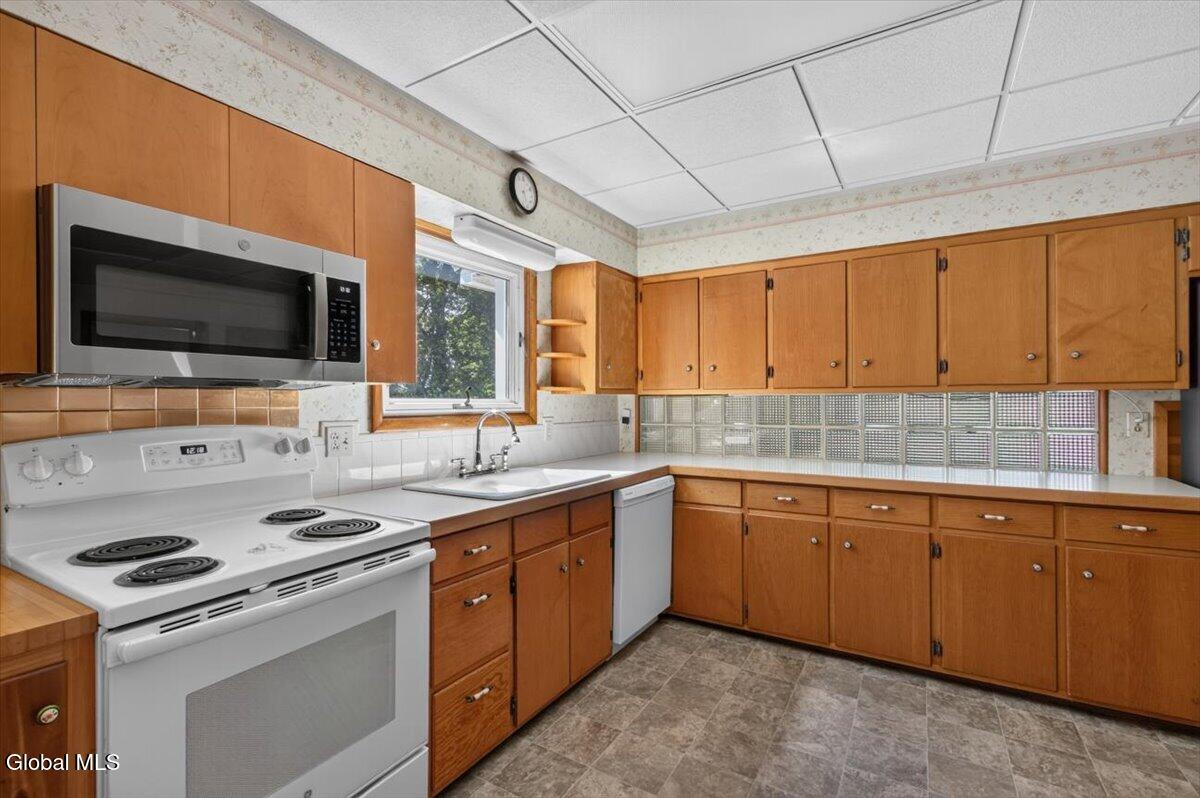 717 State Route 40 Melrose NY 12121