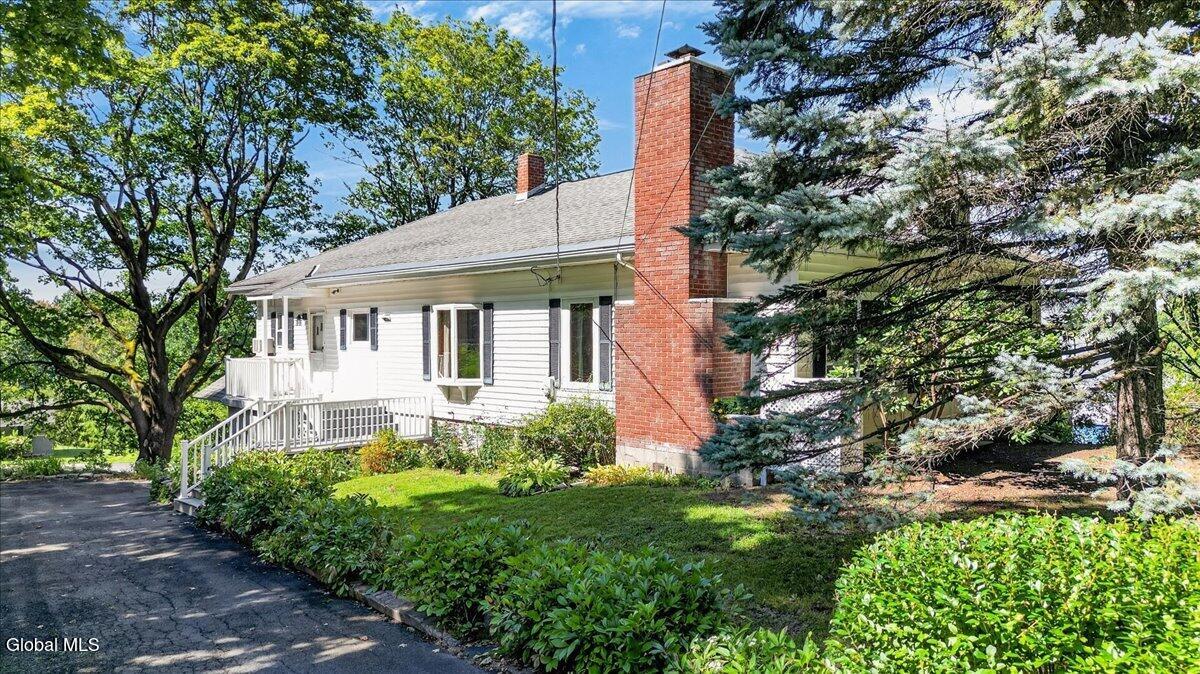 717 State Route 40 Melrose NY 12121