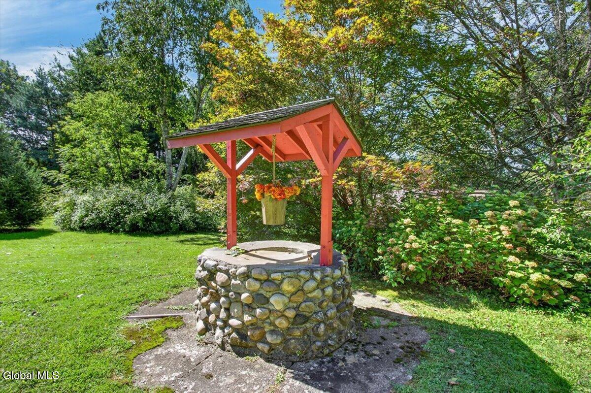 717 State Route 40 Melrose NY 12121
