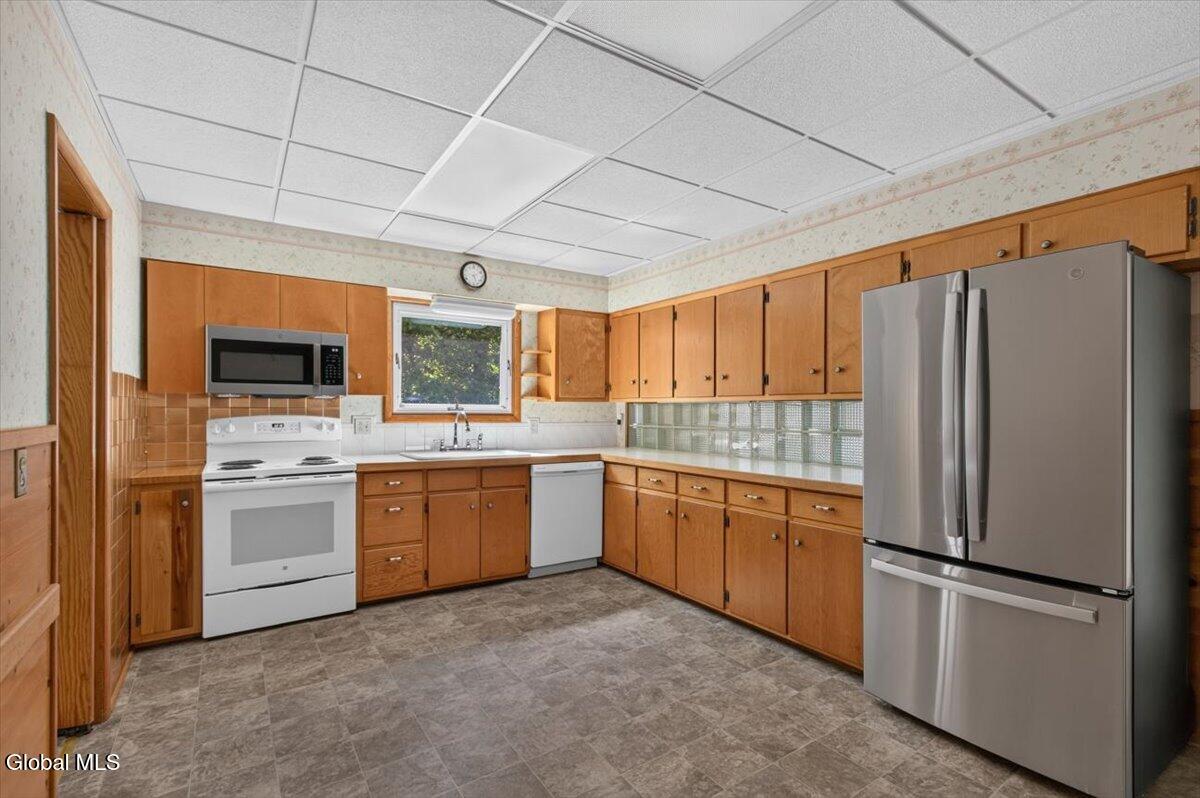 717 State Route 40 Melrose NY 12121