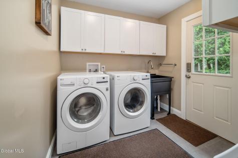 58 Middlesex Drive Slingerlands NY 12159