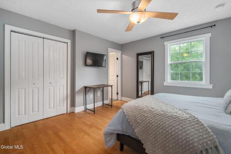 58 Middlesex Drive Slingerlands NY 12159