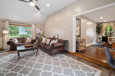 58 Middlesex Drive Slingerlands NY 12159