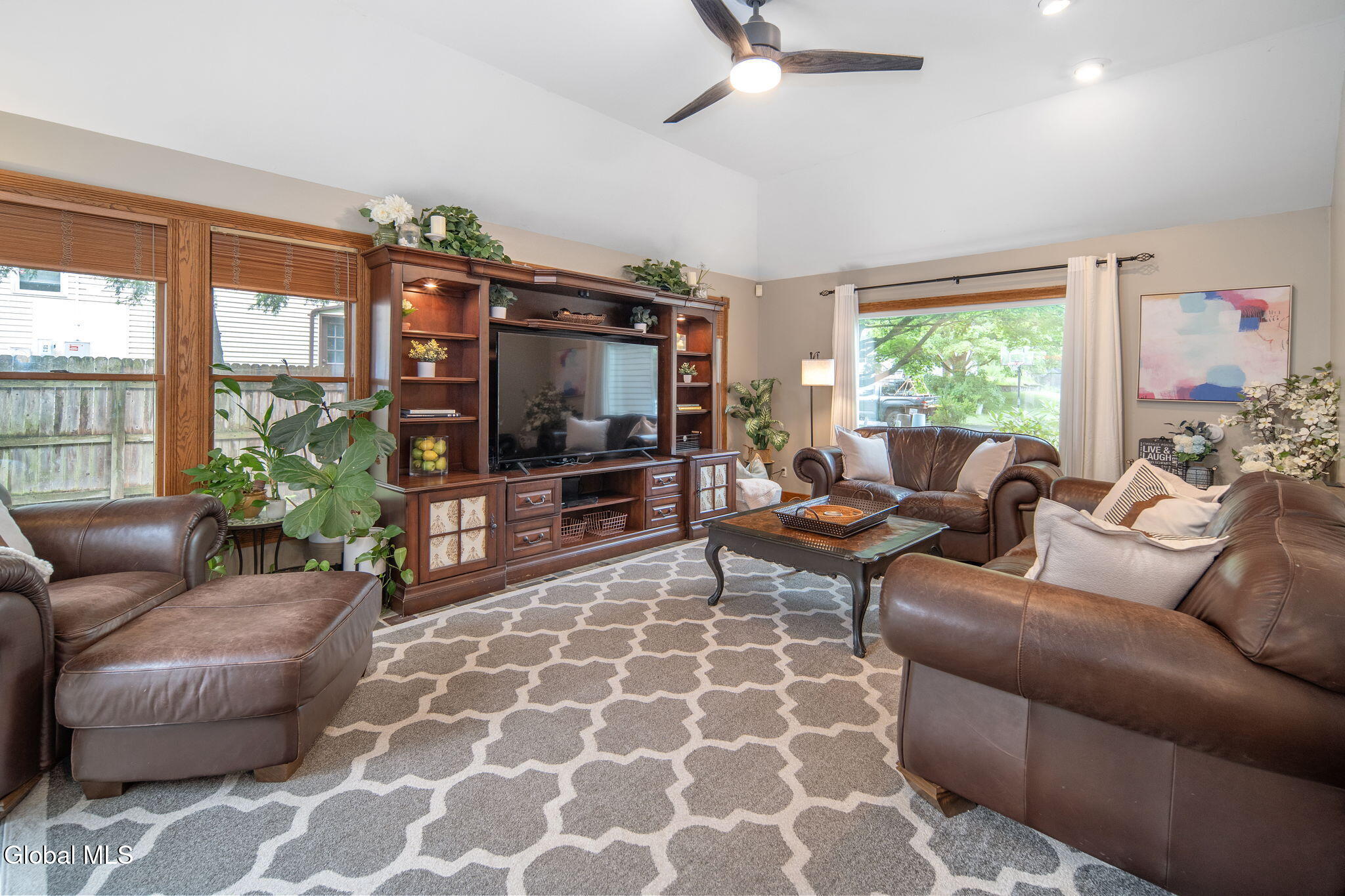 58 Middlesex Drive Slingerlands NY 12159