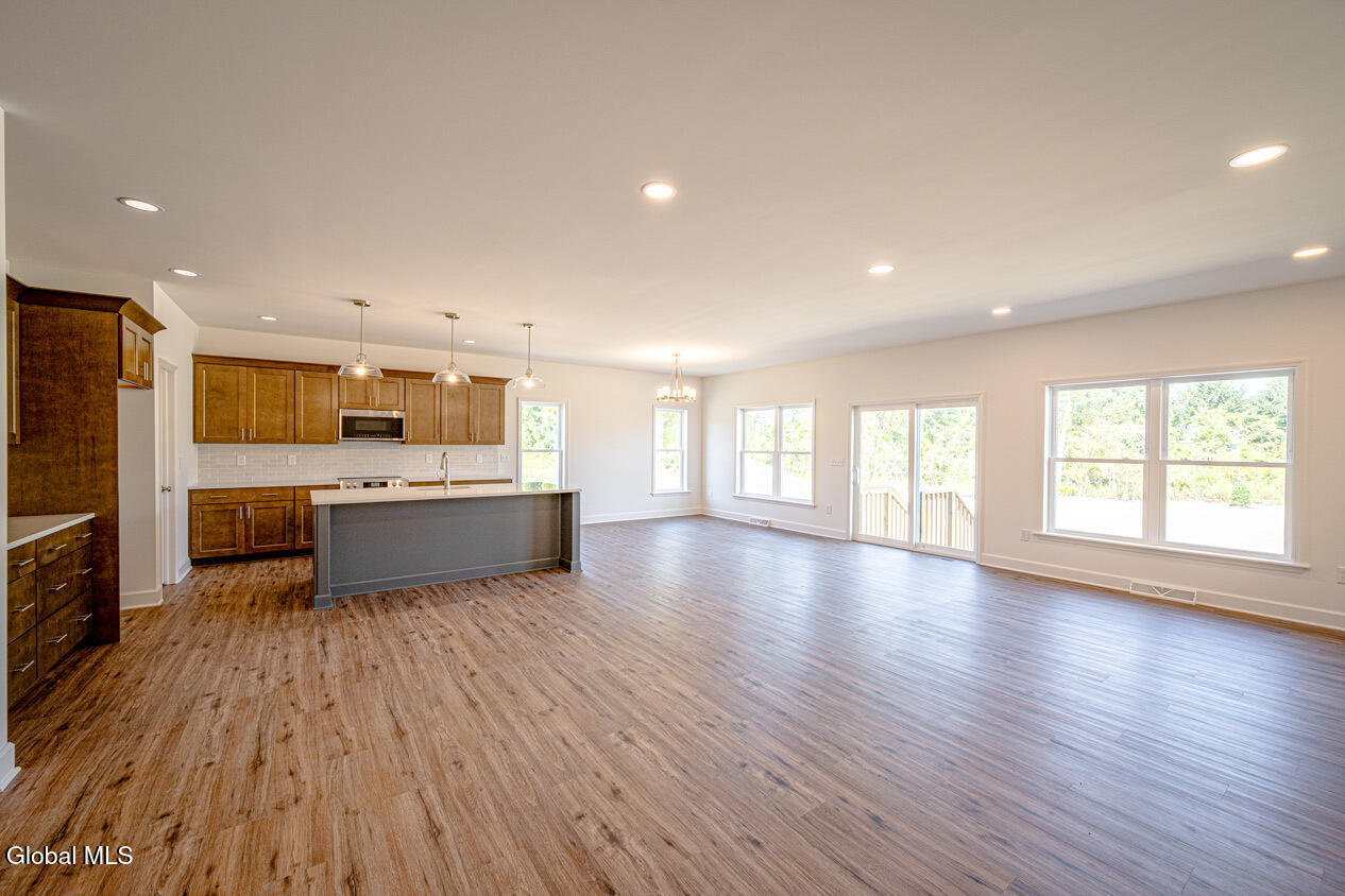 9 Stone Creek Drive East Greenbush NY 12061