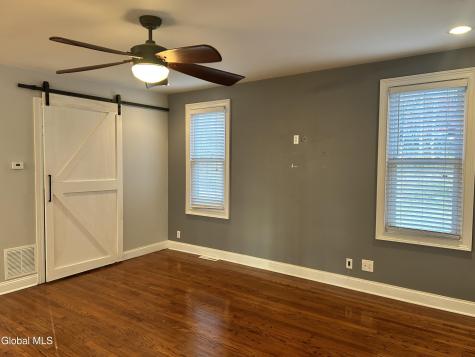 45 Glenridge Road Rexford NY 12148