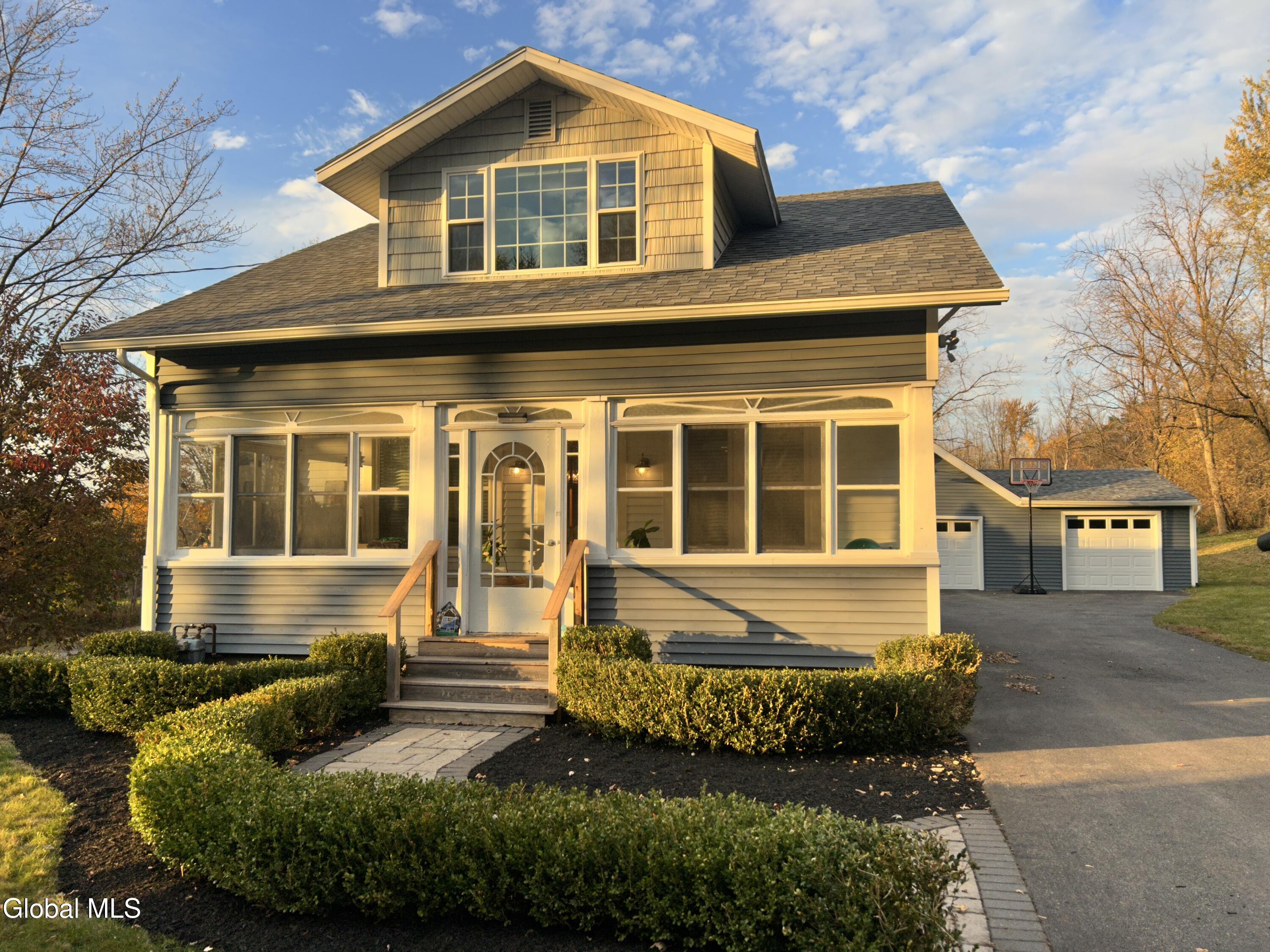 45 Glenridge Road Rexford NY 12148