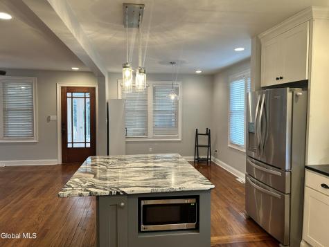 45 Glenridge Road Rexford NY 12148