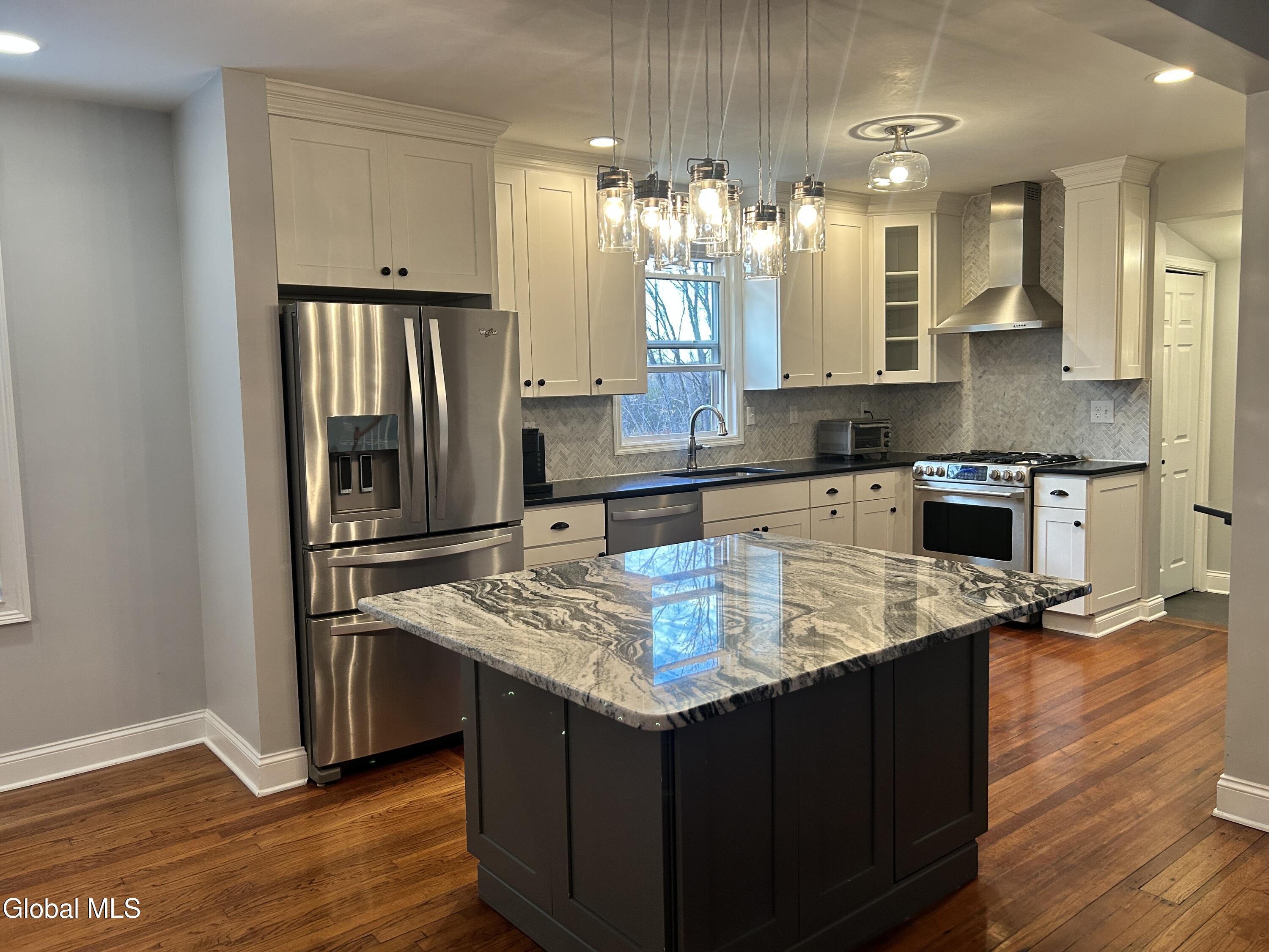 45 Glenridge Road Rexford NY 12148