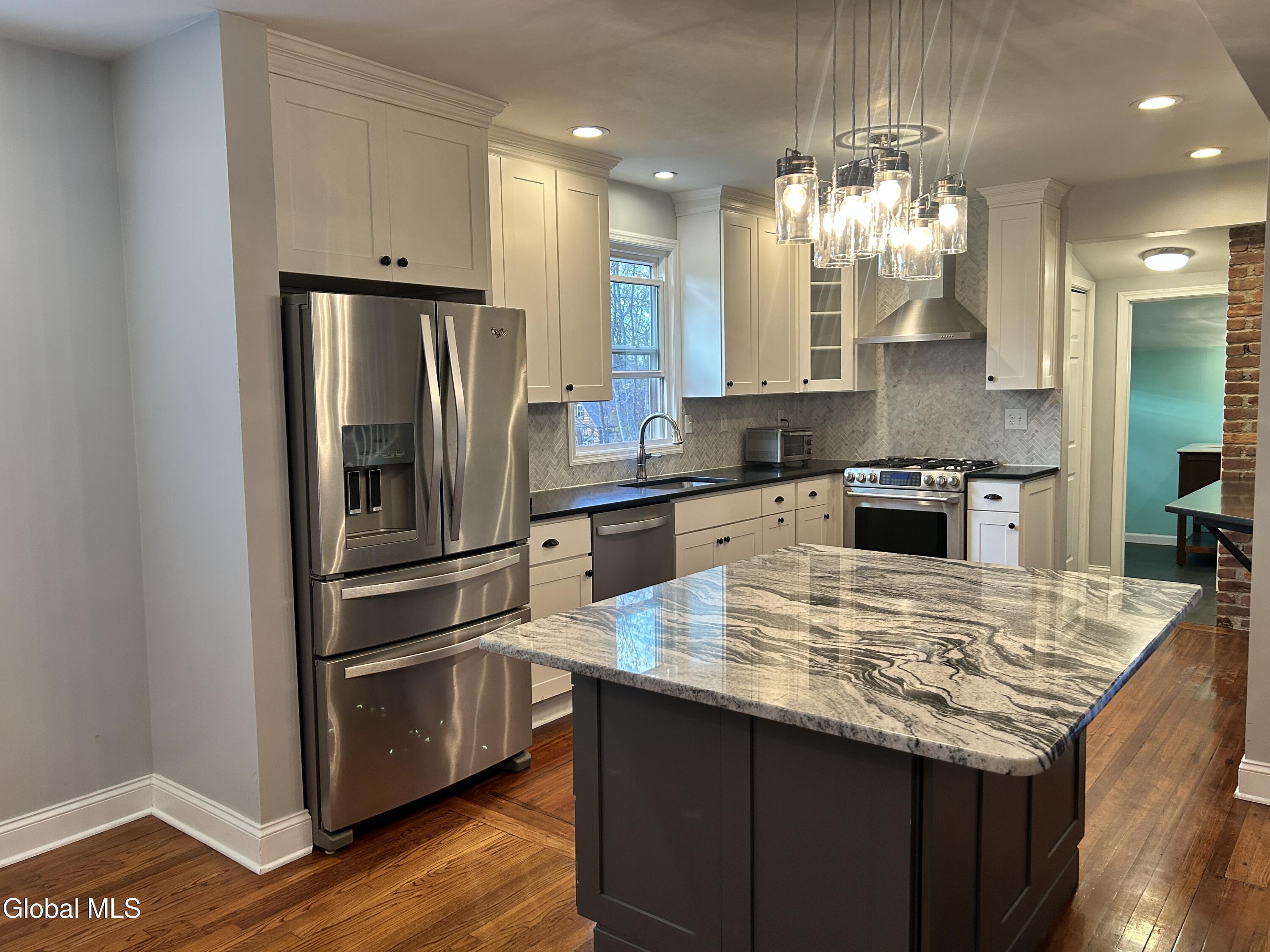 45 Glenridge Road Rexford NY 12148