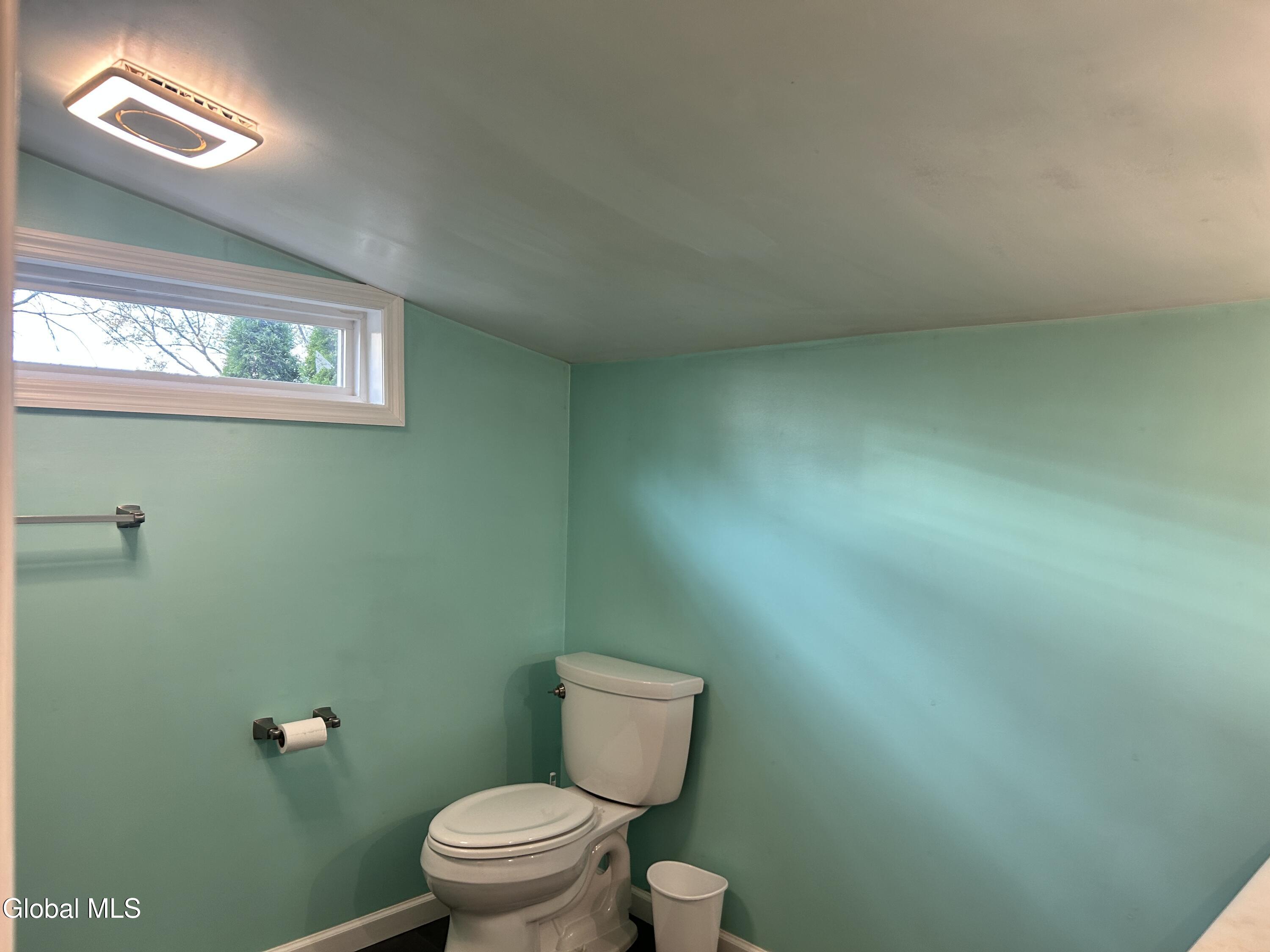 45 Glenridge Road Rexford NY 12148