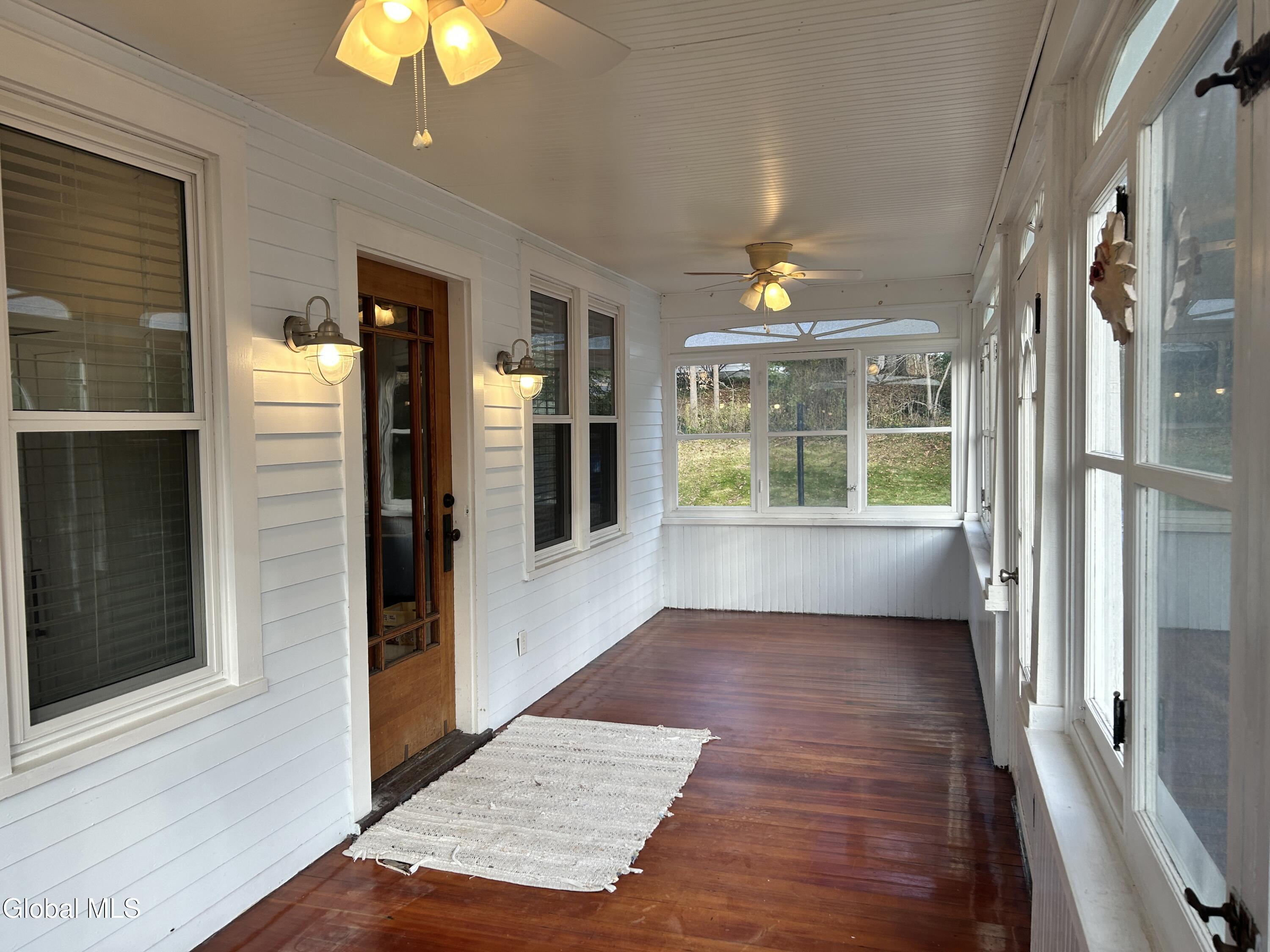 45 Glenridge Road Rexford NY 12148