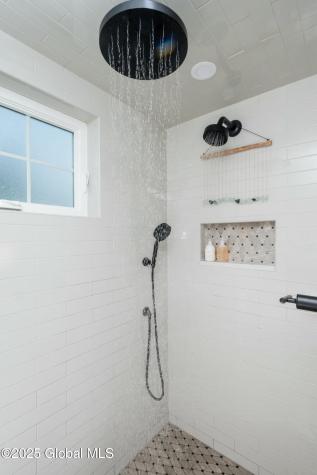 1 Pickett Lane Rexford NY 12148