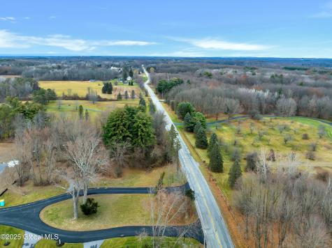 1 Pickett Lane Rexford NY 12148