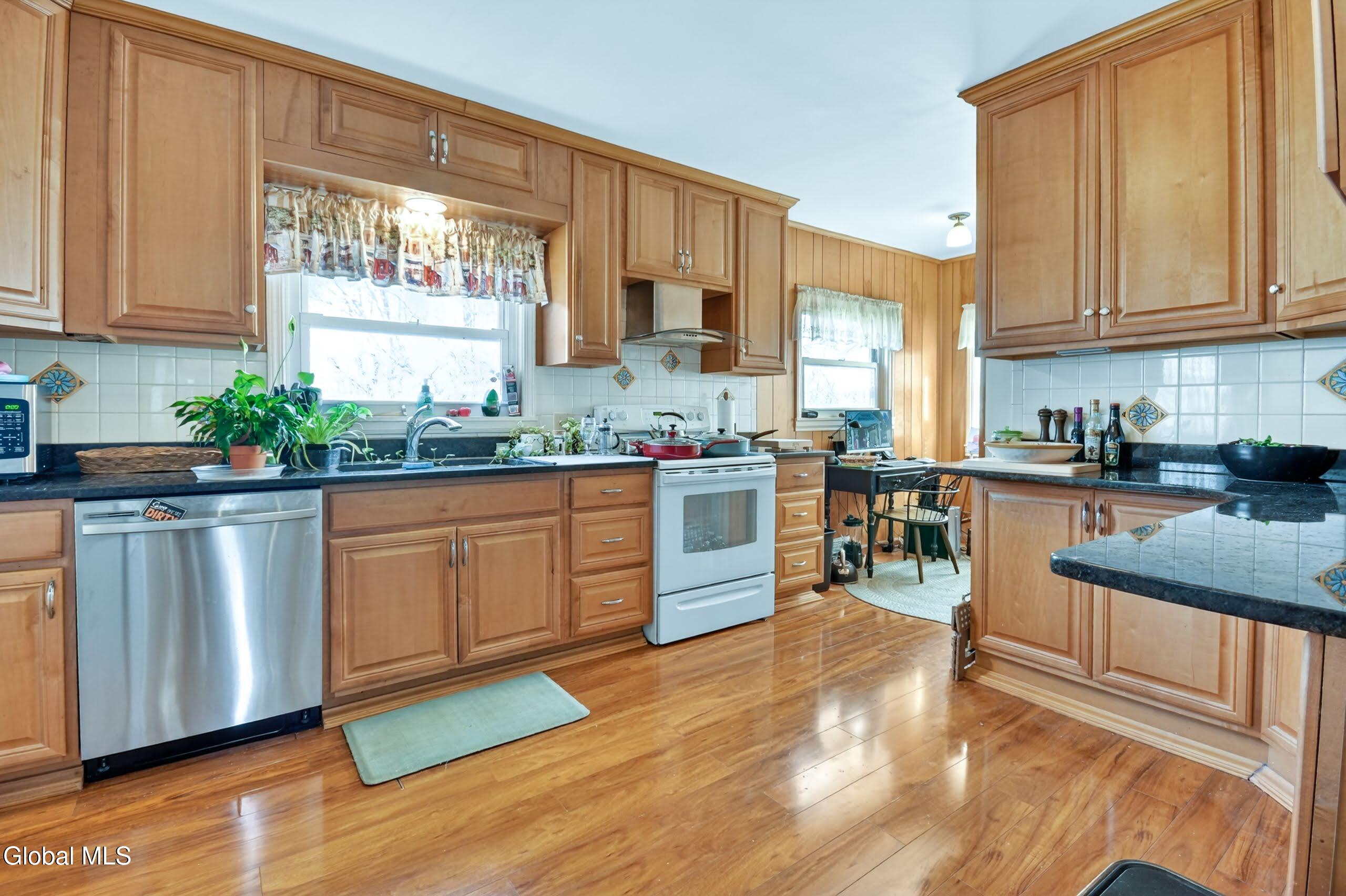 59 3rd Avenue Canajoharie NY 13317