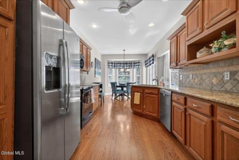 66 Shinnecock Hills Drive Colonie NY 12205