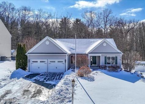 66 Shinnecock Hills Drive Colonie NY 12205