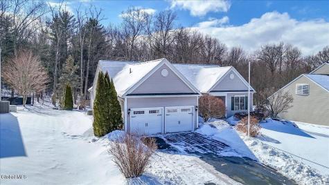 66 Shinnecock Hills Drive Colonie NY 12205