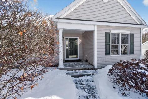 66 Shinnecock Hills Drive Colonie NY 12205