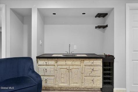 66 Shinnecock Hills Drive Colonie NY 12205