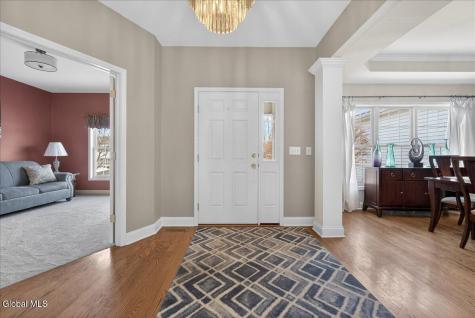 66 Shinnecock Hills Drive Colonie NY 12205