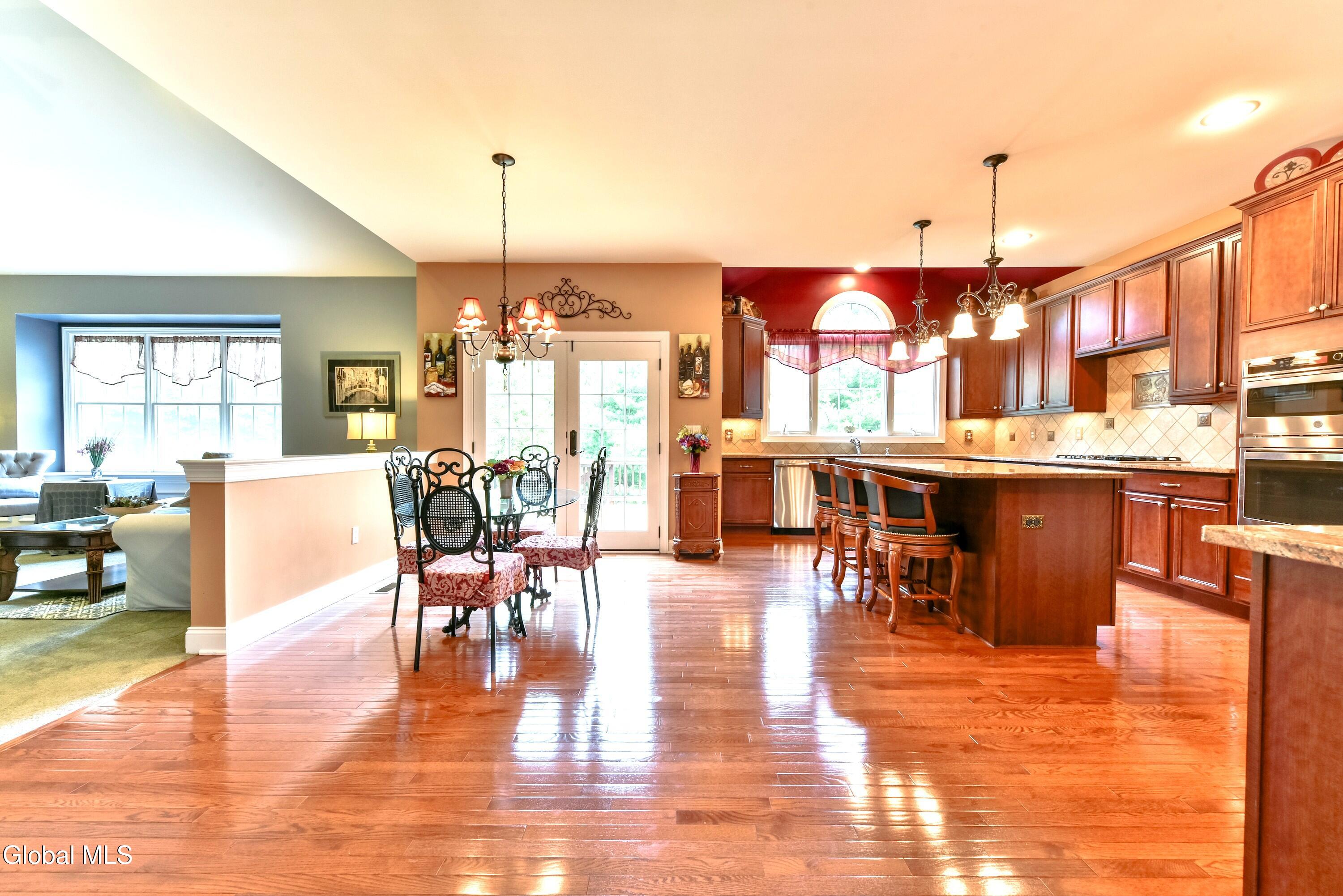 14 Foxhound Circle Mechanicville NY 12118