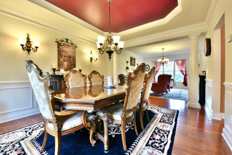 14 Foxhound Circle Mechanicville NY 12118