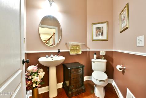 14 Foxhound Circle Mechanicville NY 12118
