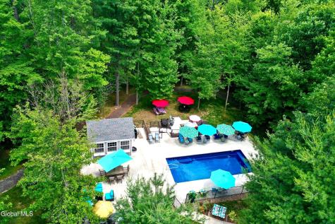 14 Foxhound Circle Mechanicville NY 12118