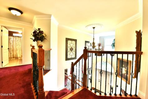 14 Foxhound Circle Mechanicville NY 12118