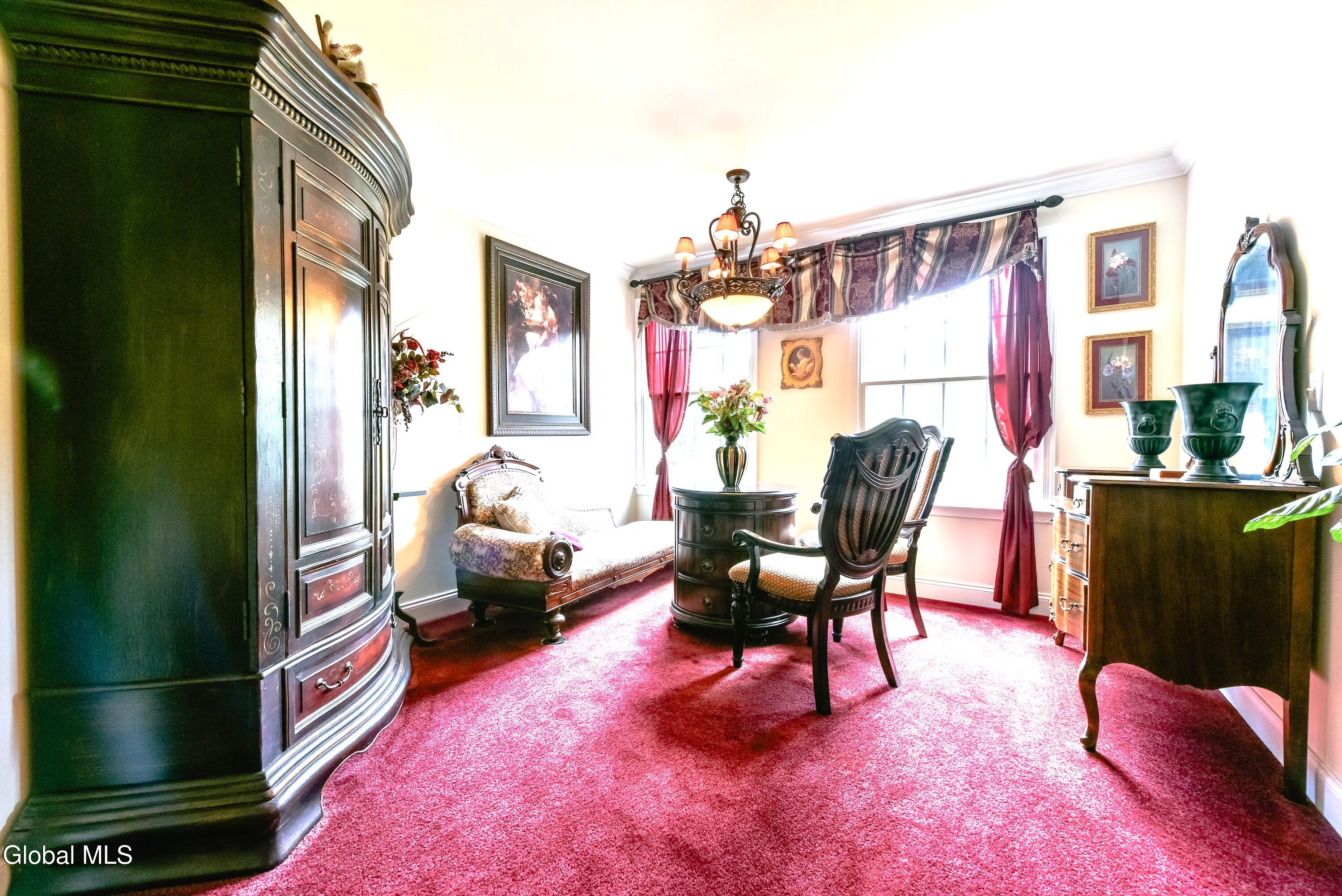 14 Foxhound Circle Mechanicville NY 12118