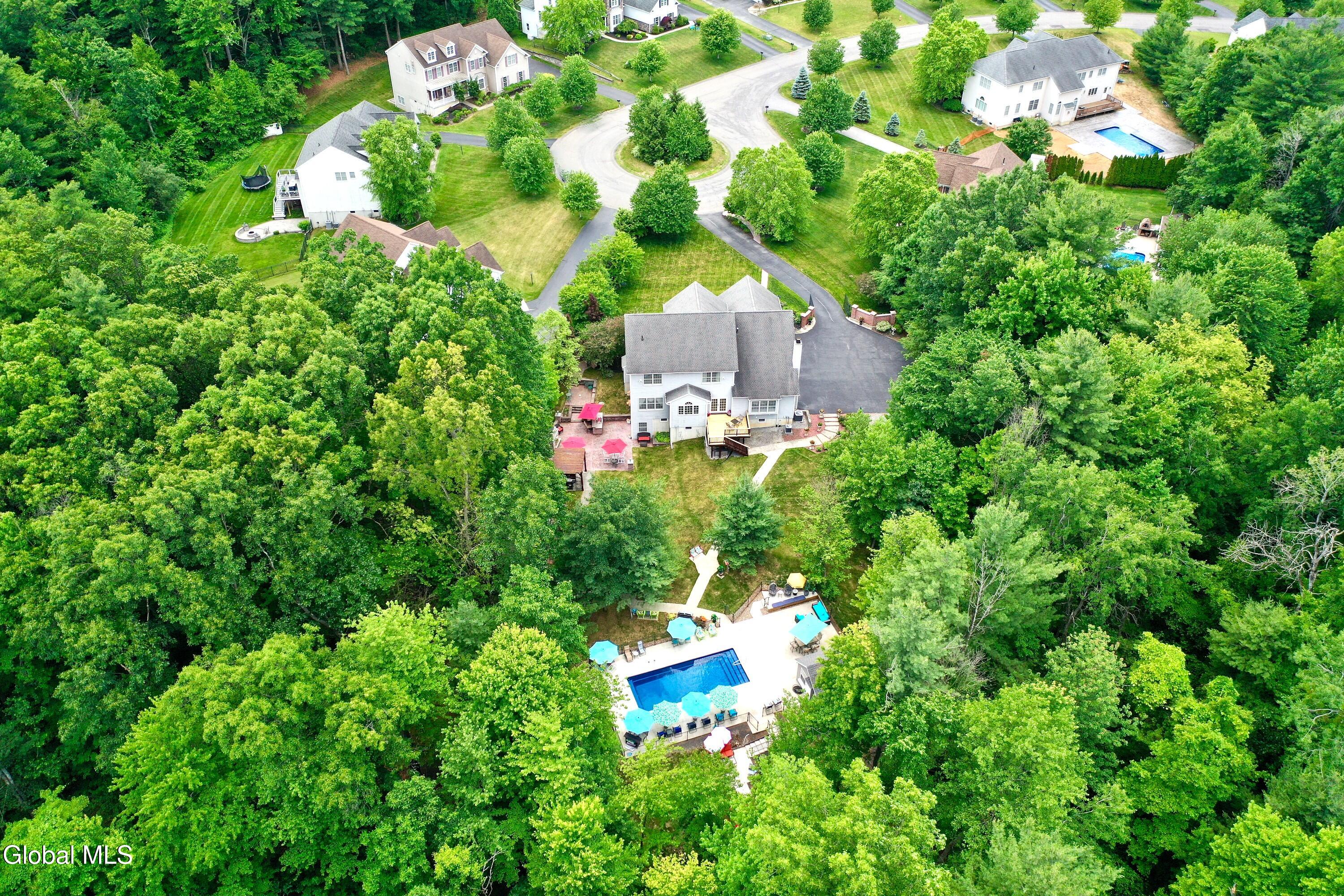 14 Foxhound Circle Mechanicville NY 12118