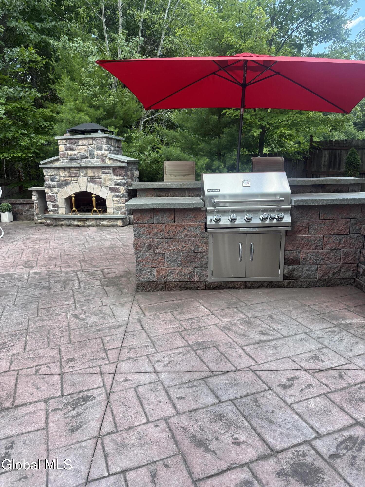 14 Foxhound Circle Mechanicville NY 12118