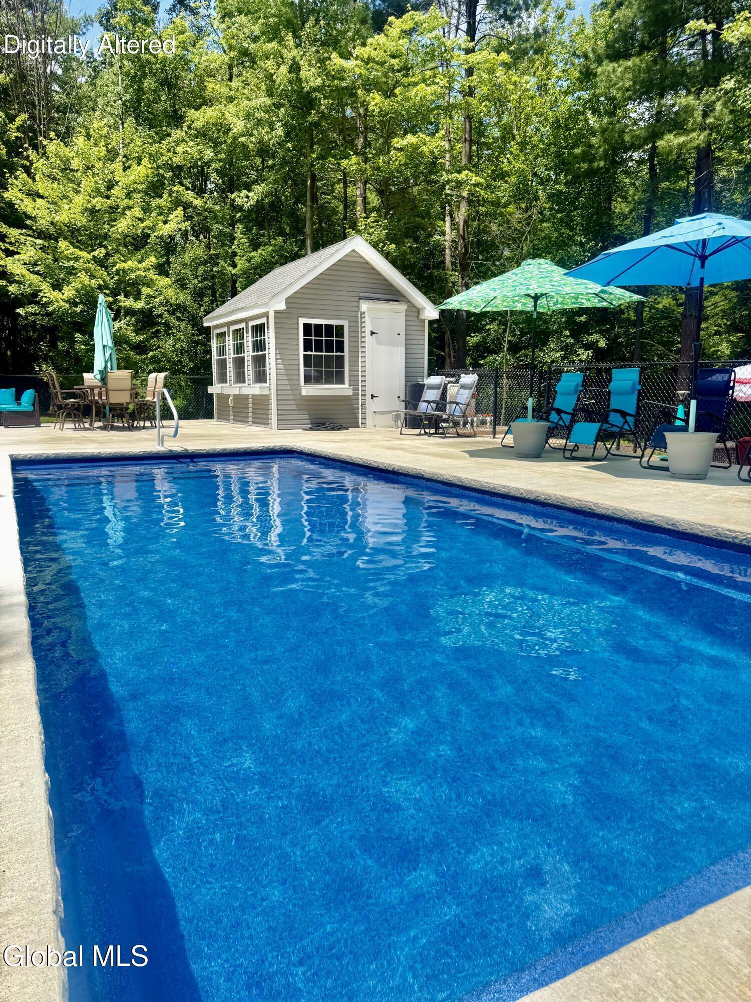 14 Foxhound Circle Mechanicville NY 12118