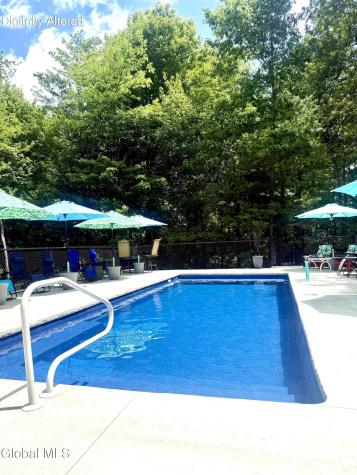 14 Foxhound Circle Mechanicville NY 12118