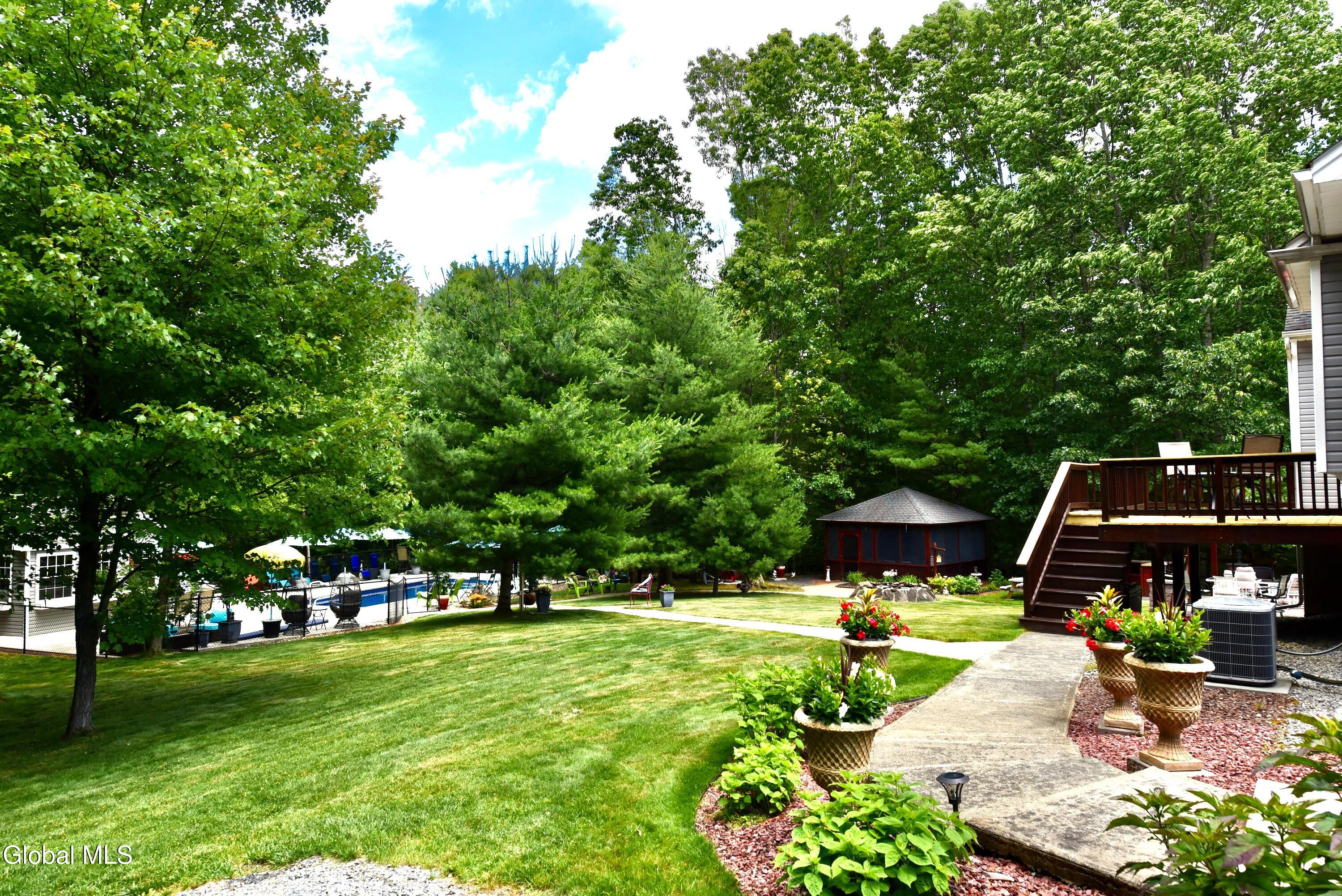 14 Foxhound Circle Mechanicville NY 12118