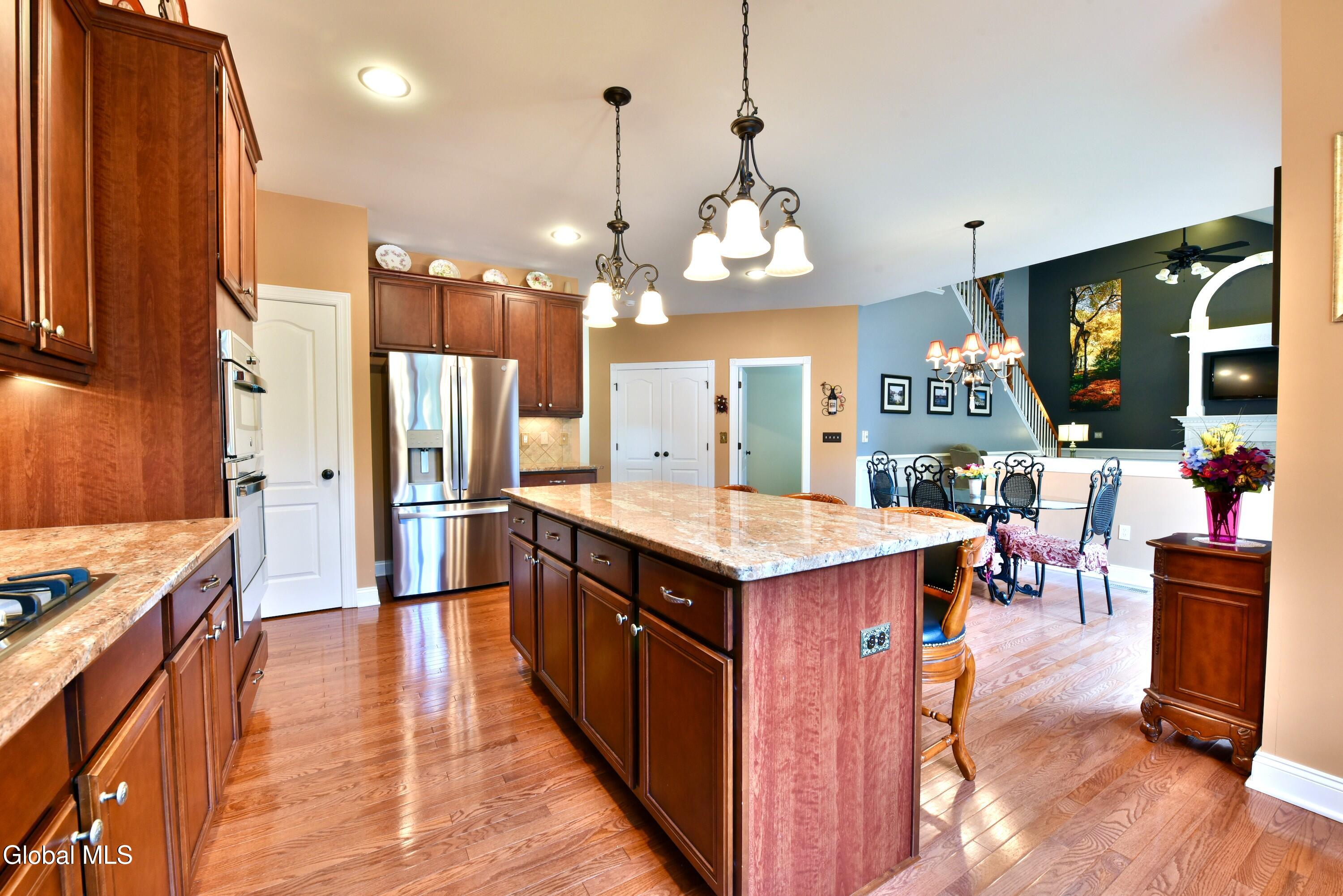 14 Foxhound Circle Mechanicville NY 12118