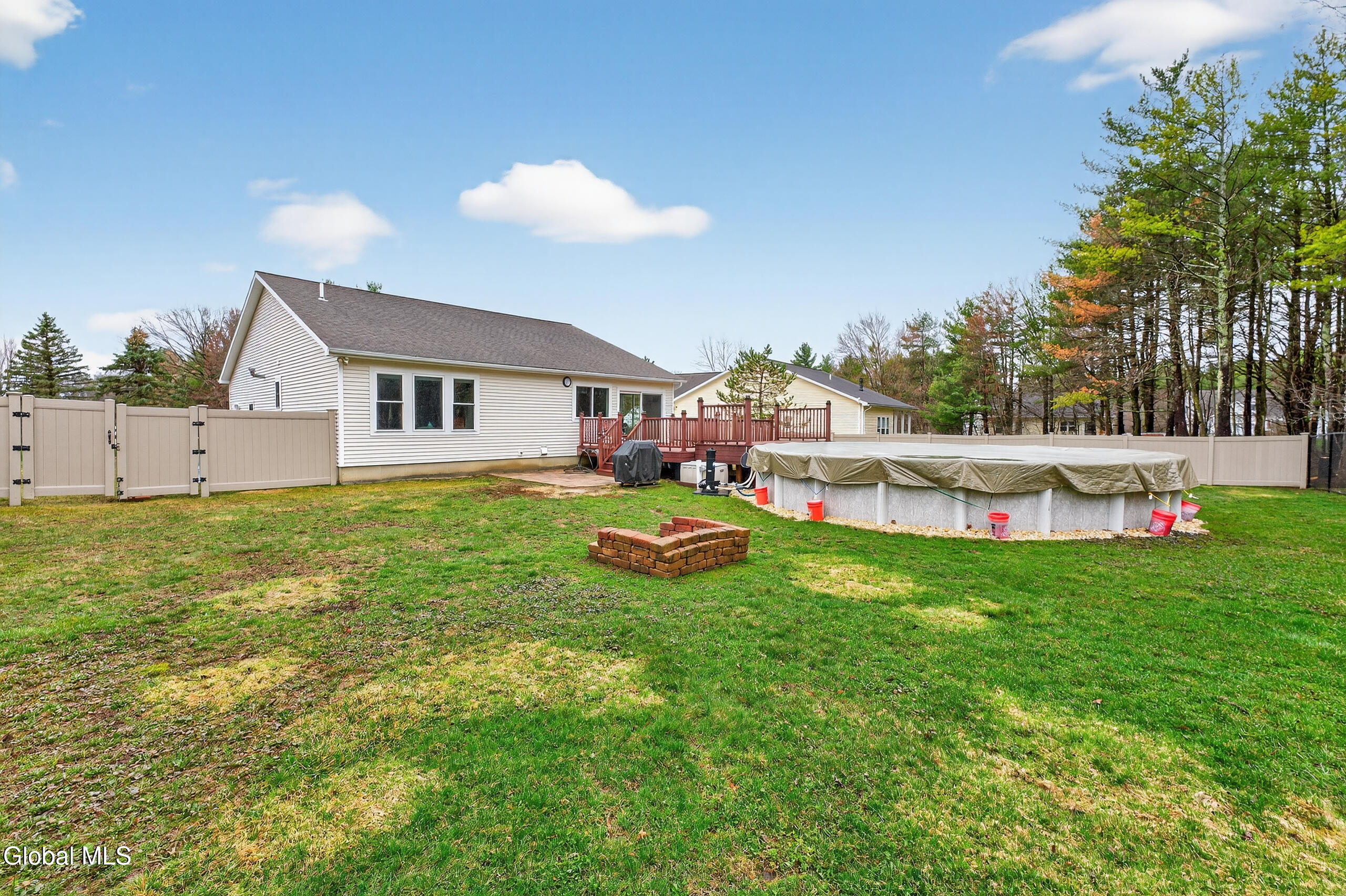 16 Glenview Drive Scotia NY 12302