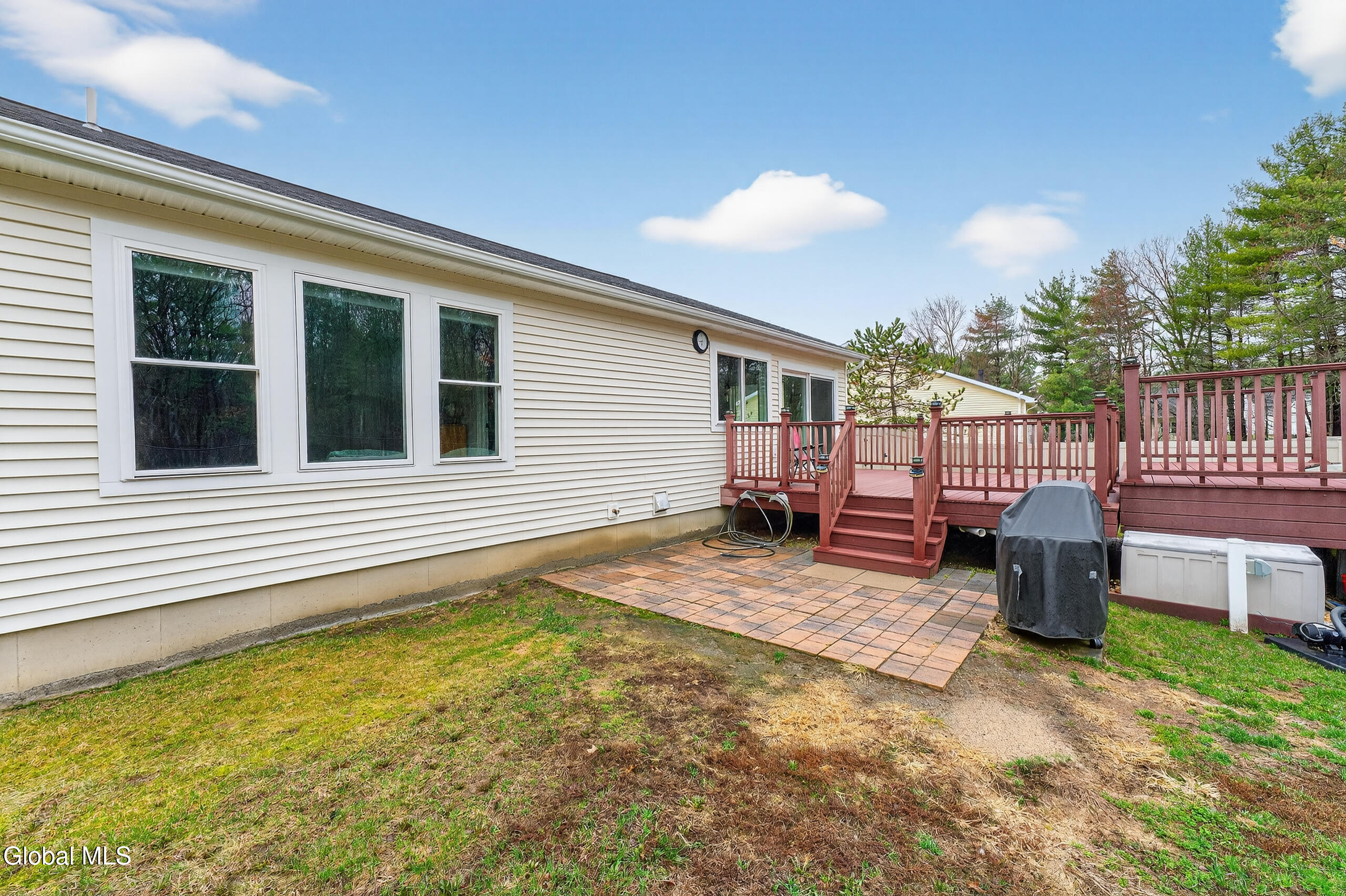 16 Glenview Drive Scotia NY 12302