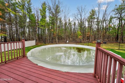 16 Glenview Drive Scotia NY 12302
