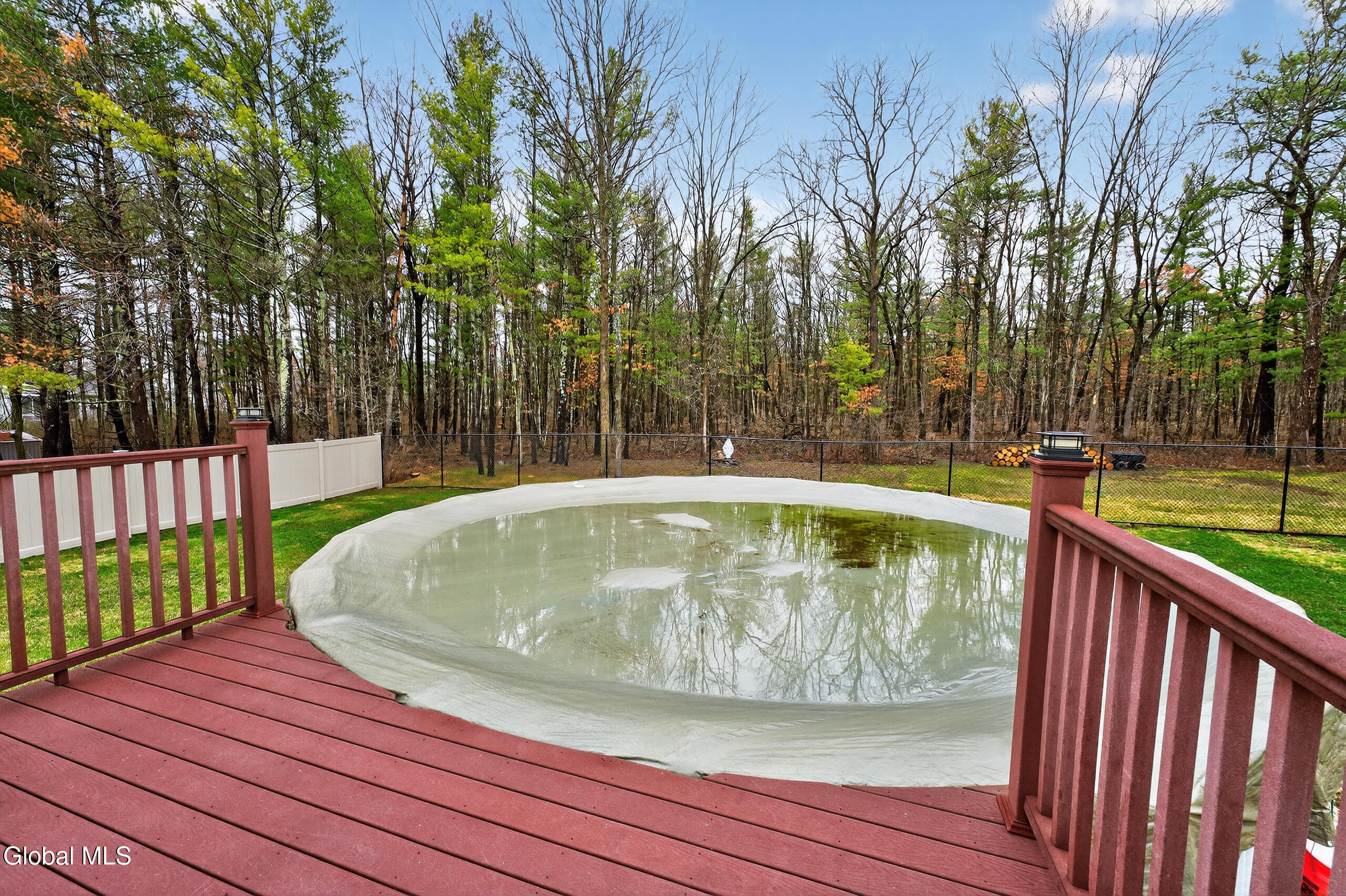 16 Glenview Drive Scotia NY 12302