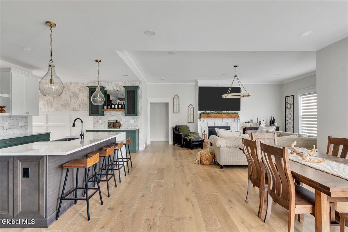 6 Essie Lane Troy NY 12180