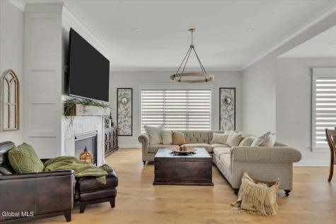 6 Essie Lane Troy NY 12180