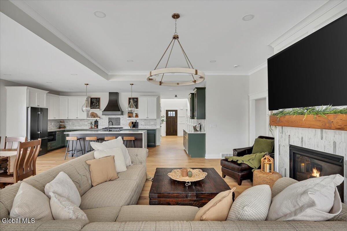 6 Essie Lane Troy NY 12180